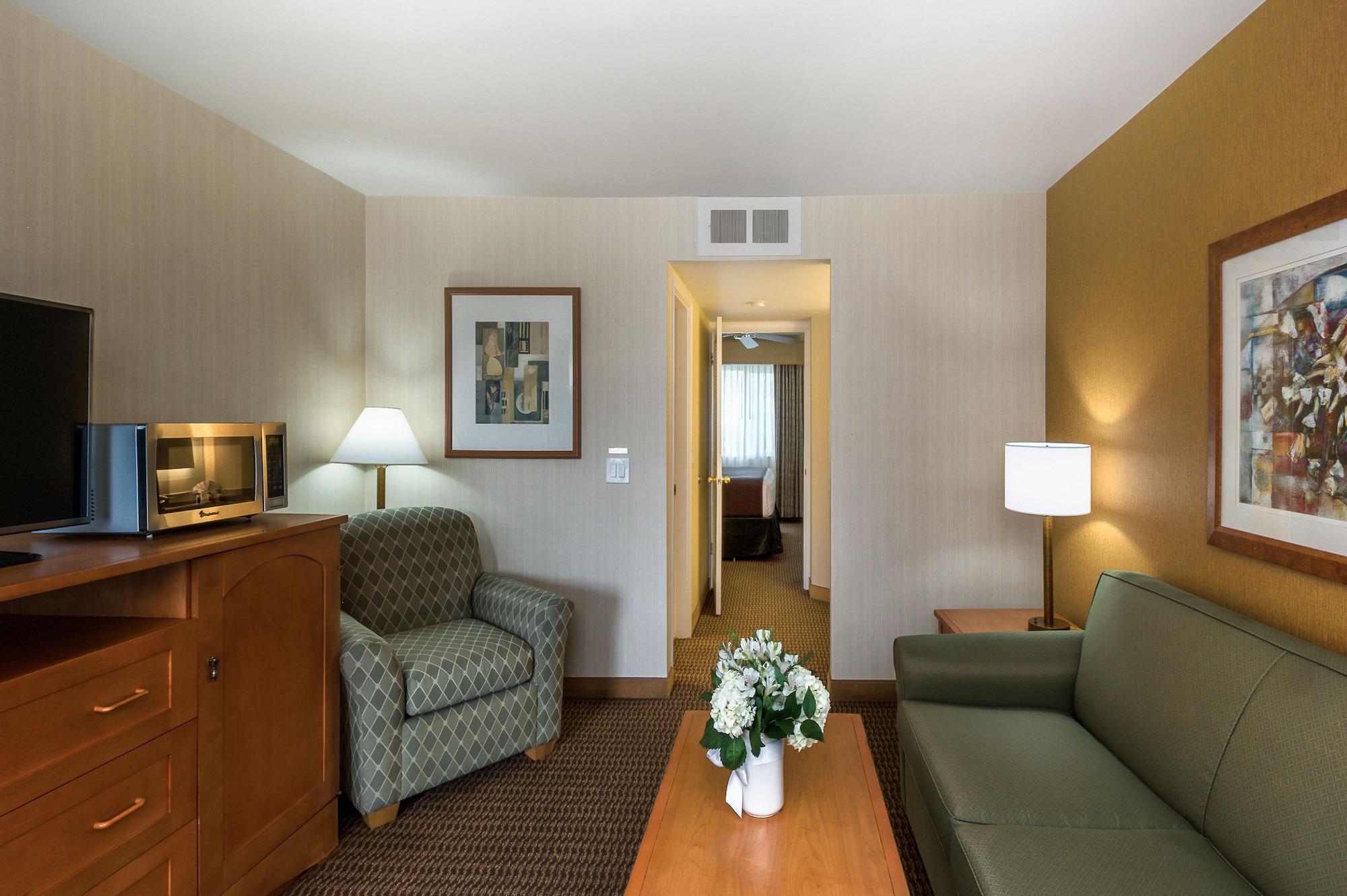 Ramada By Wyndham Costa Mesa/Newport Beach Екстер'єр фото